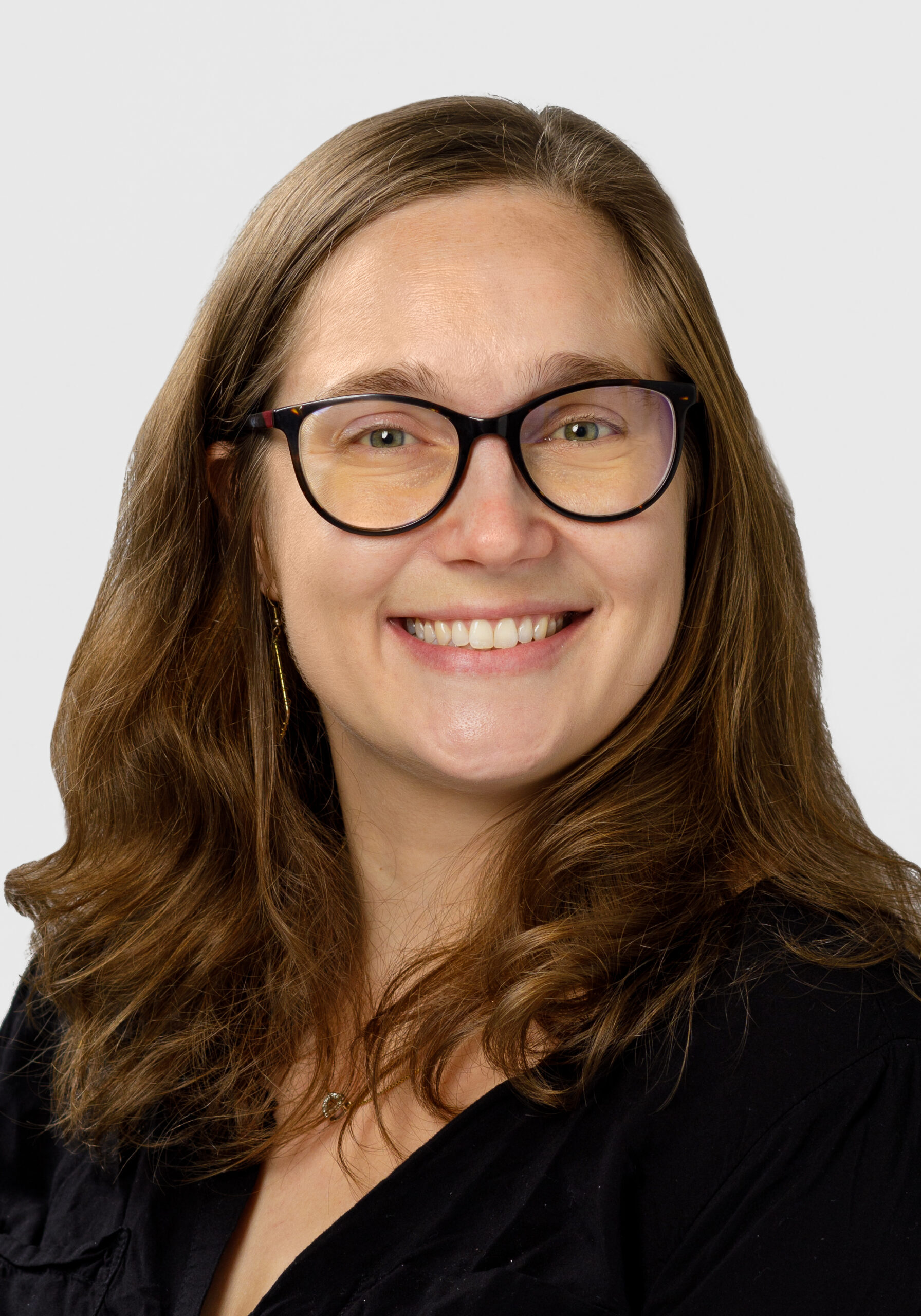 Kari Schulz joined the ASO staff in 2016 in the box office and in 2020, transitioned into the Development Department, where she writes grants for ASO’s education programs and helps support other areas of the department. Kari has learned a tremendous amount about the orchestra world and what a non-profit’s service to the community should and can look like, particularly when it comes to inclusivity. Kari is excited to keep learning about her work and the industry while helping the organization realize its potential in and for our community. Outside of work, Kari enjoys cooking, cross-stitching, gardening, being outside, and reading fascinating Wikipedia articles.